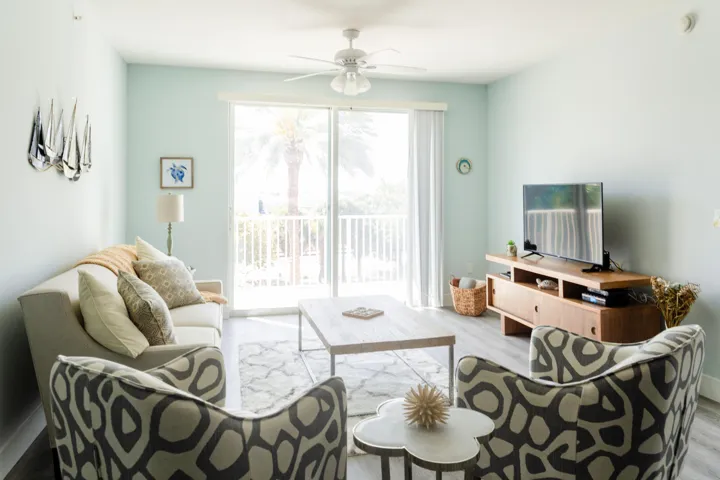 The Moorings 802 W. Windward Way 0308202