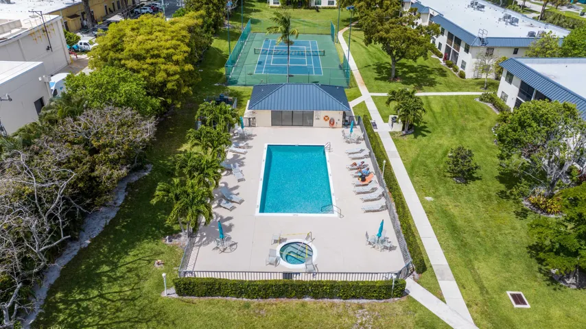3020 Florida Blvd Aerial