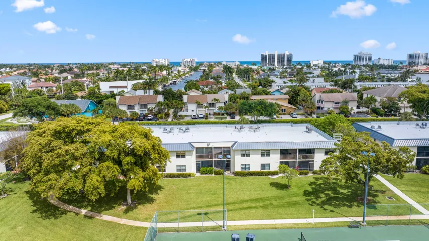 3020 Florida Blvd Aerial