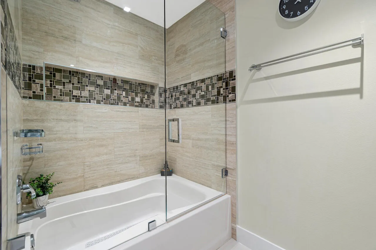 012-11730SaintAndrewsPlace-Wellington-FL