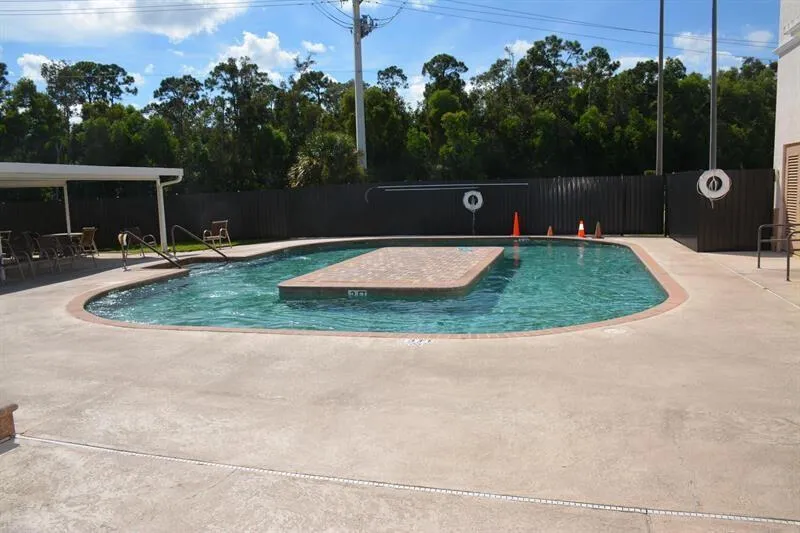 resistance pool