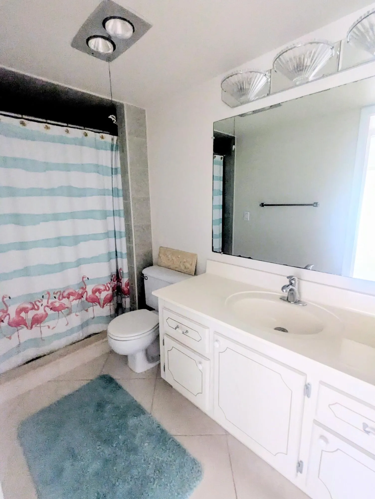 Bathroom 2 Step in Shower