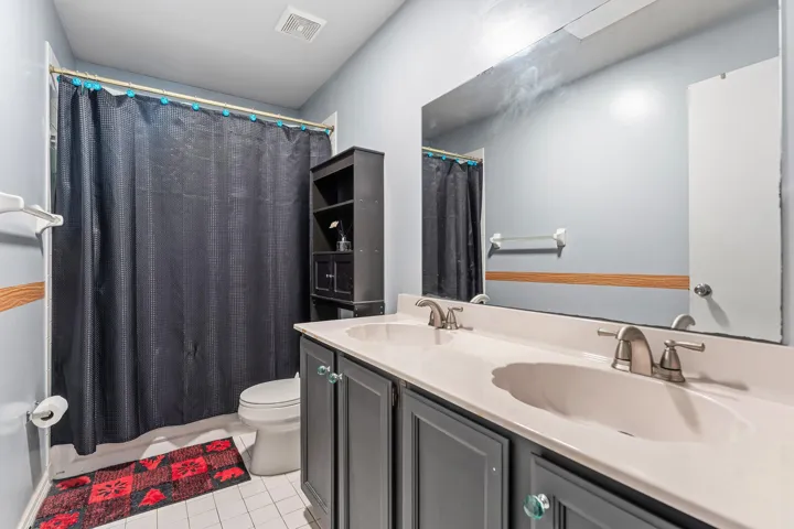 Upstairs Bathroom #1