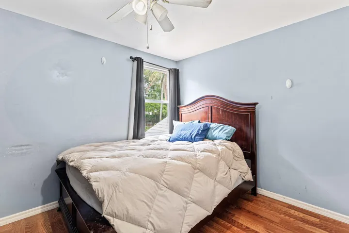 Upstairs Bedroom #1
