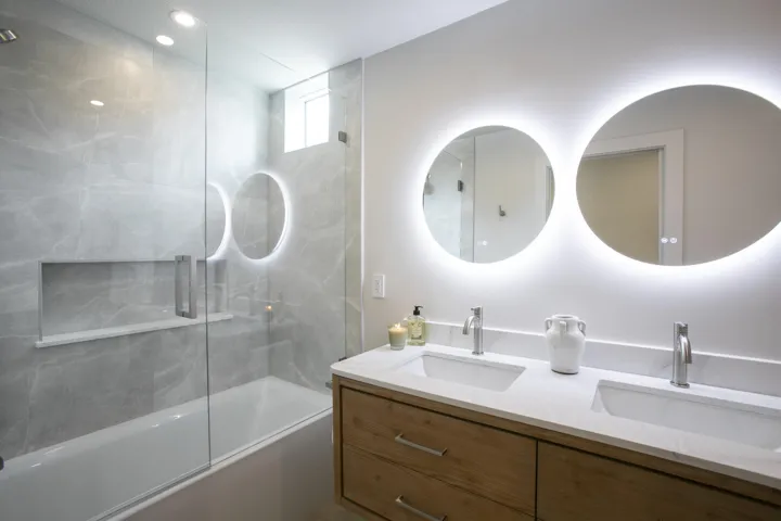 BR 2 Bathroom