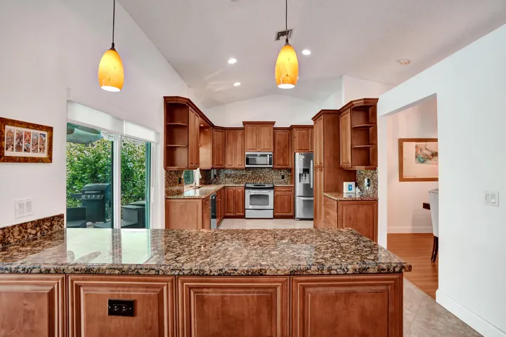 Well equipped kitchen