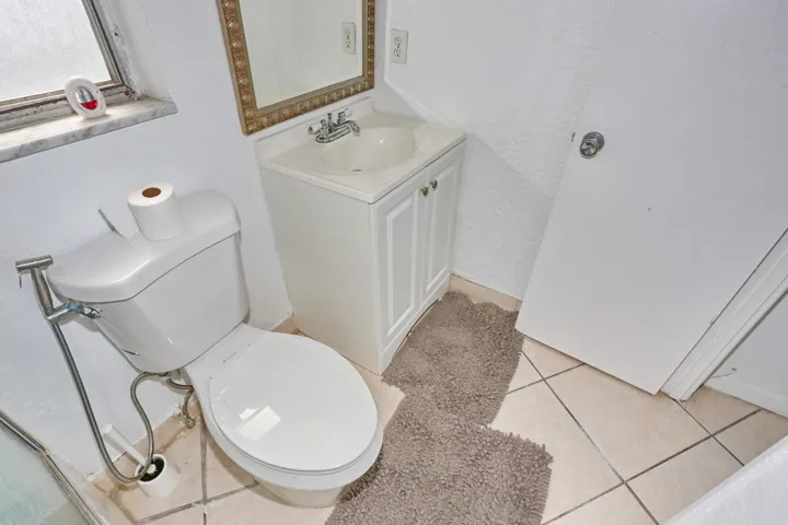 600 Pine Dr Apt 209 Pompano-print-025-00