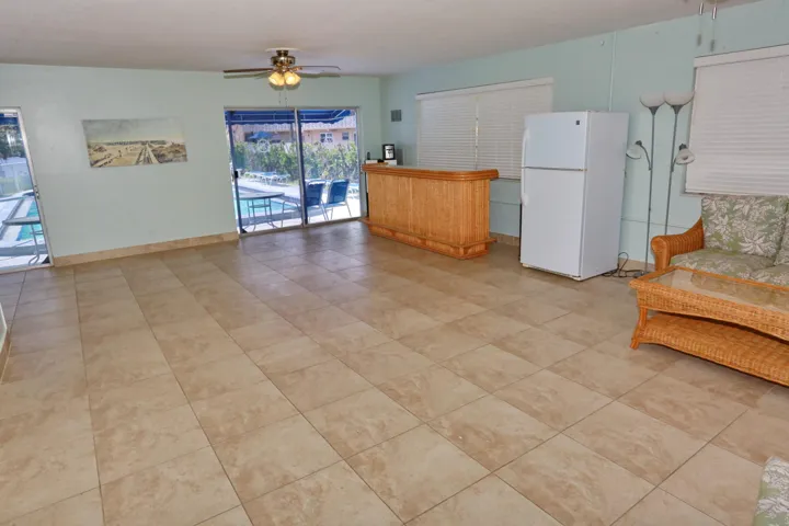 600 Pine Dr Apt 209 Pompano-print-031-00