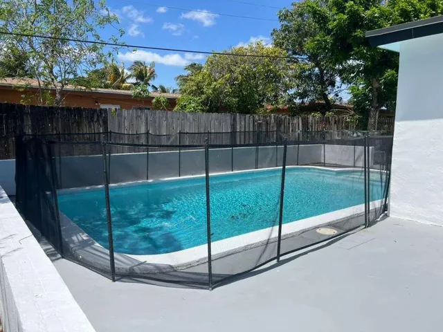 pool4