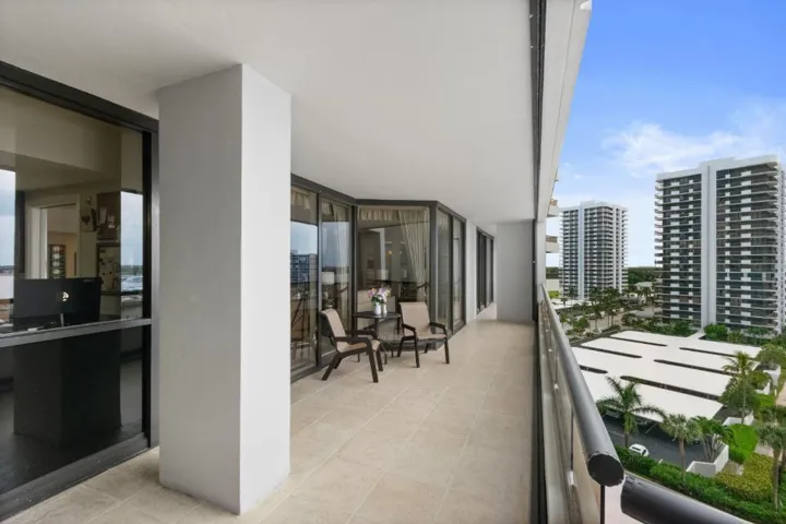 Extra Large wrap-around balcony