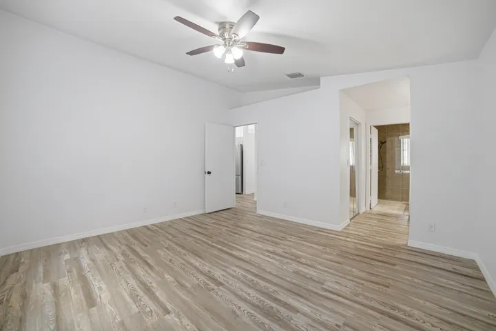 Bedroom1-B