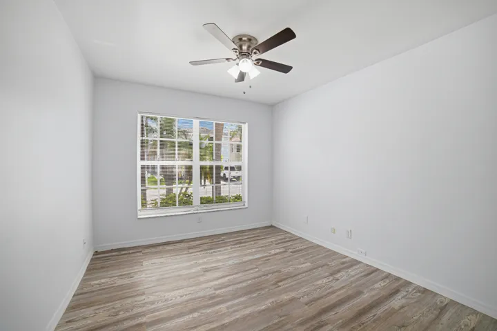 Bedroom4