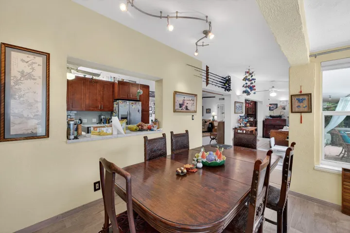 25-web-or-mls-B699A9500