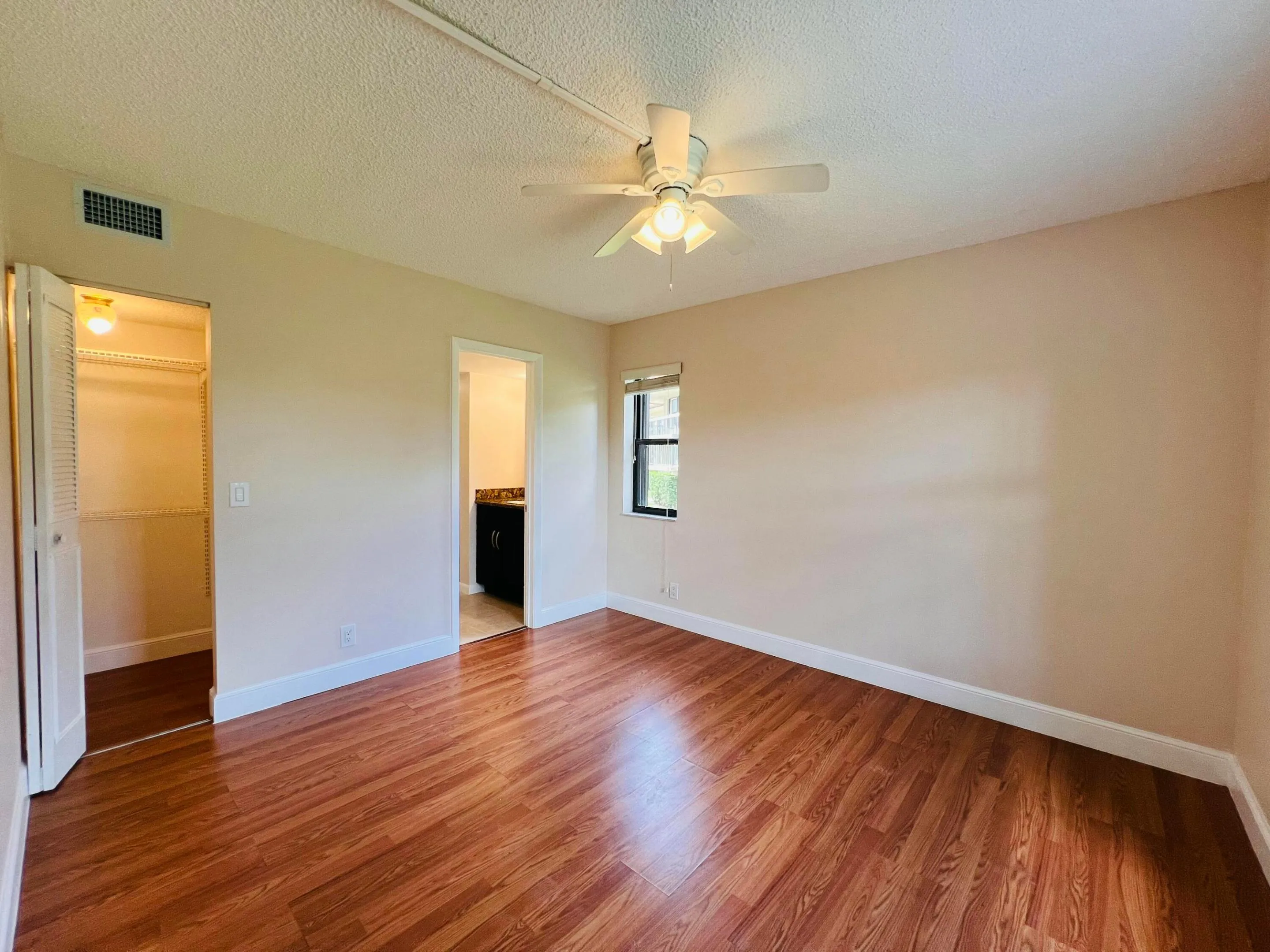 Main bedroom