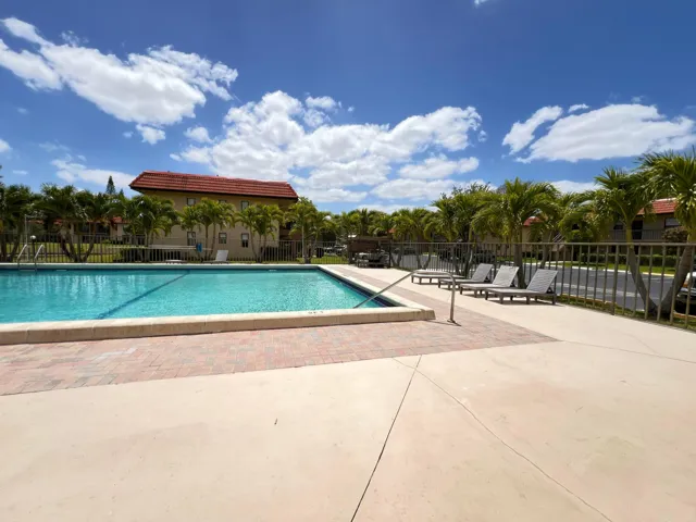 Community pool
