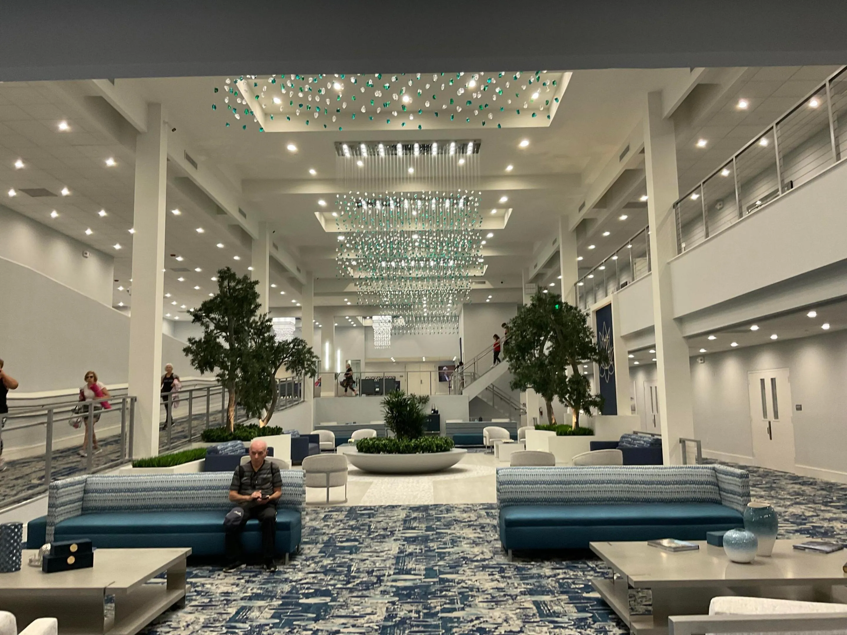 BEAUTIFUL CLUB HOUSE