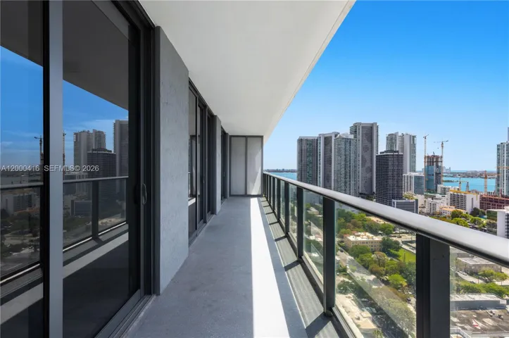 Photo 37