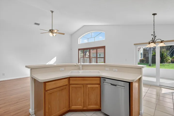 18-web-or-mls-5P1A7785