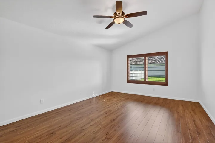 22-web-or-mls-5P1A7850