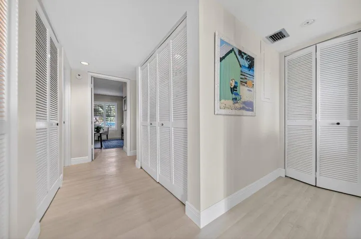 closets1.jpg-SMALL
