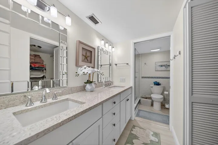 primarybath1.jpg-SMALL