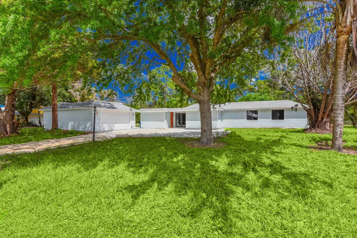 8587 SW 18th Ave Stuart FL-large-001-015