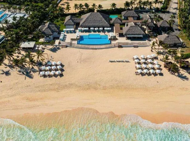 Beach club