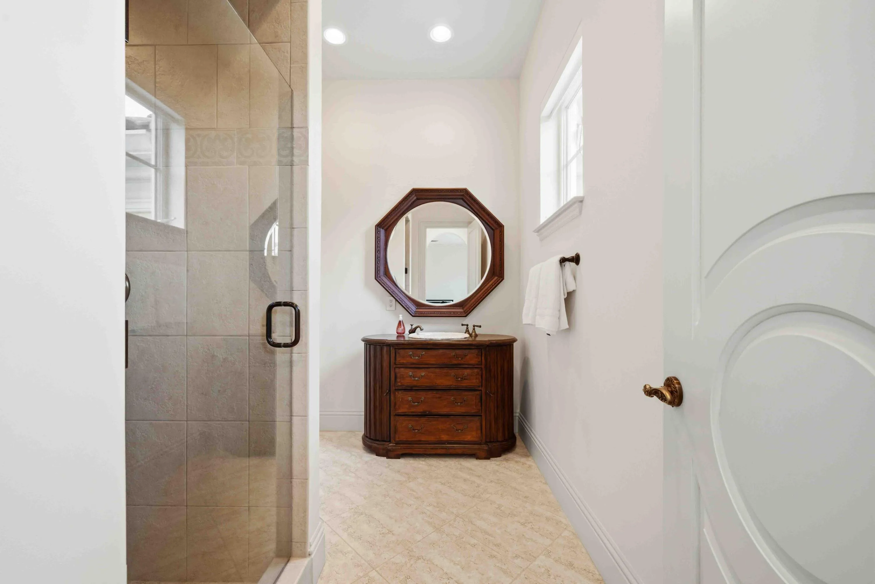 Ensuite Bedroom 4