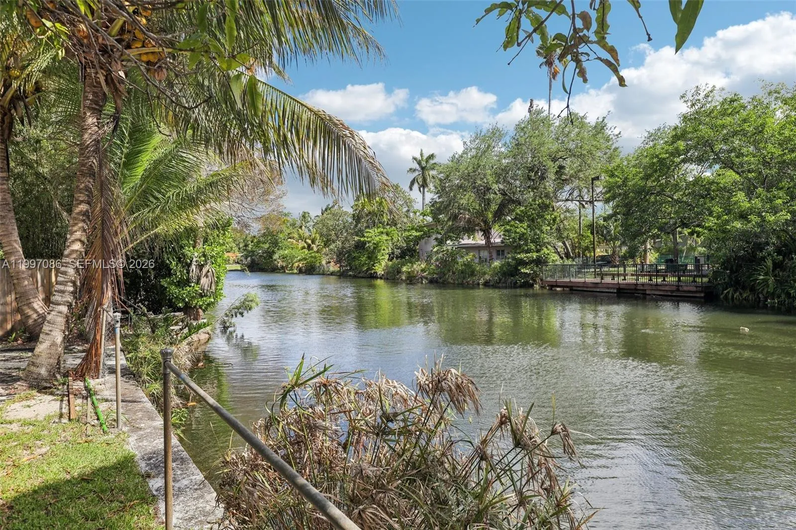 Property photo 100