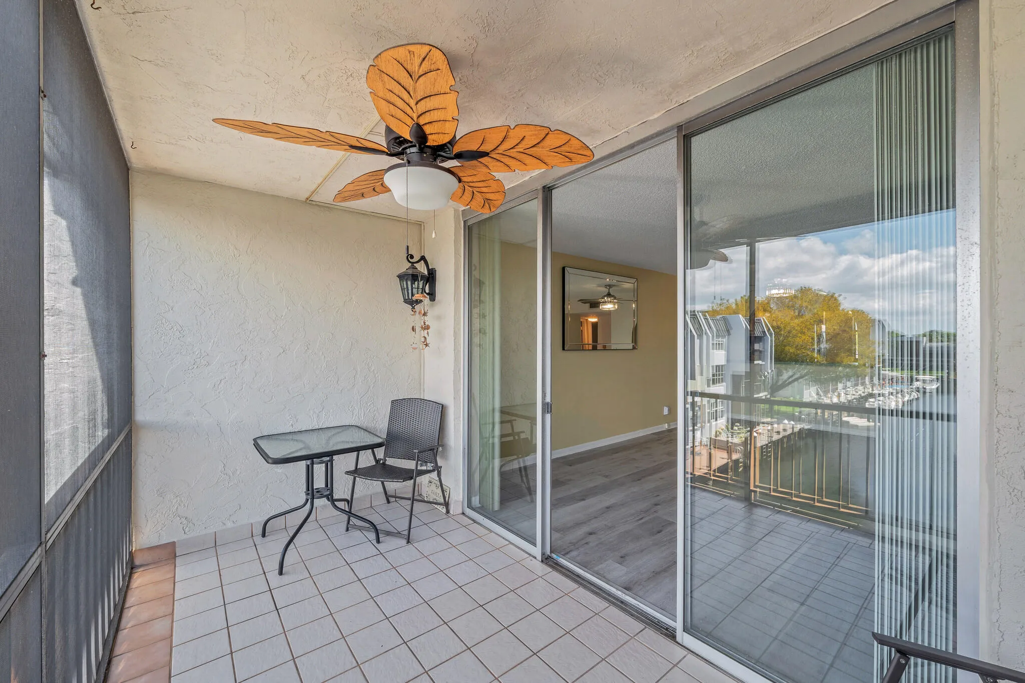 Large Screened Porch with Fan