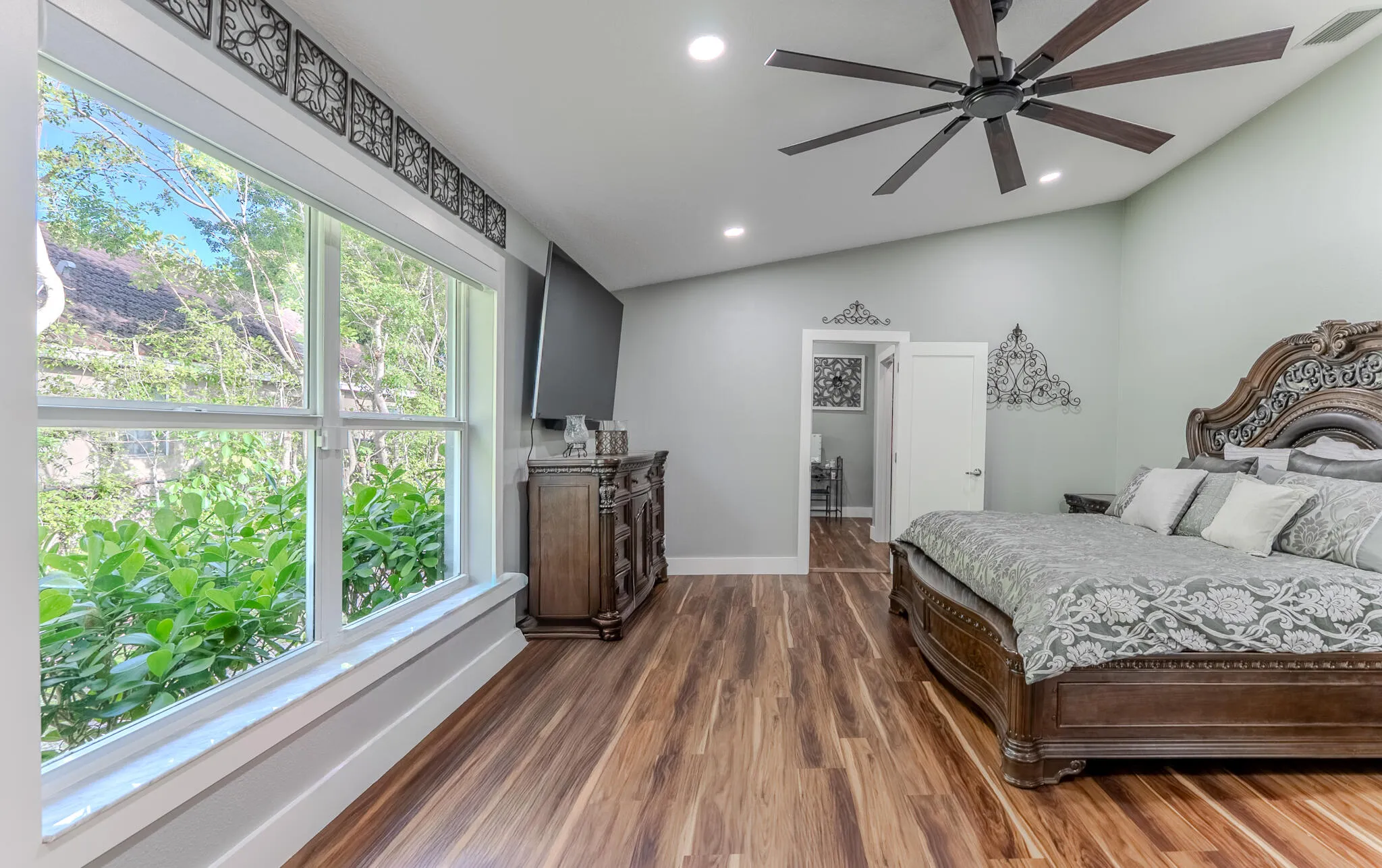 Property photo 43