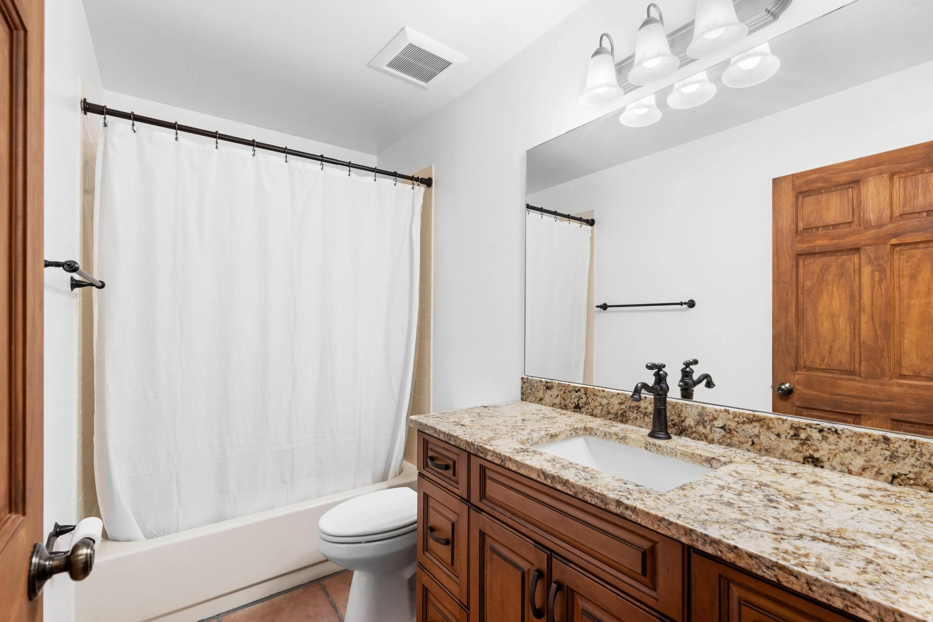 Upstairs full Guest Bath