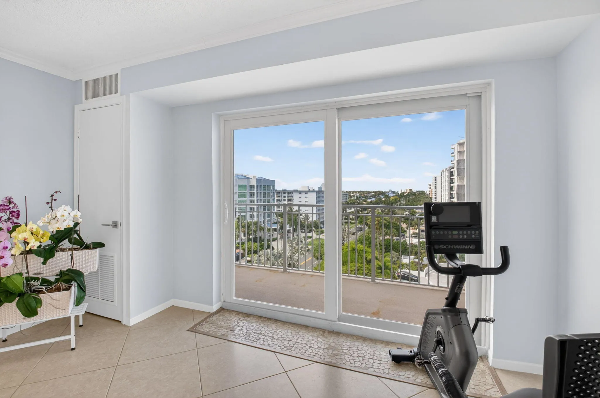 Long unobstructed intracoastal views
