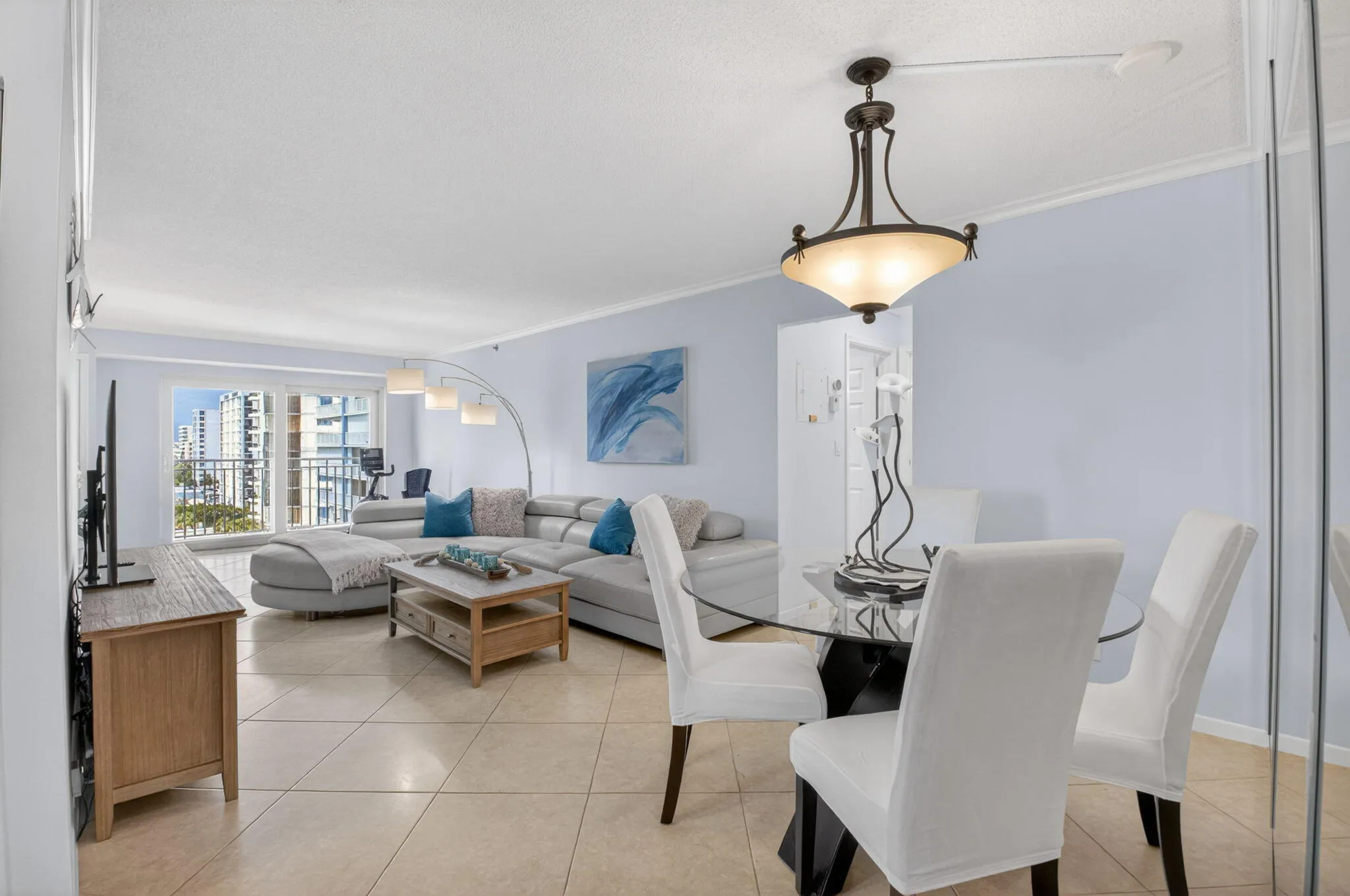 You see the long intracoastal views the moment you walk in the door!