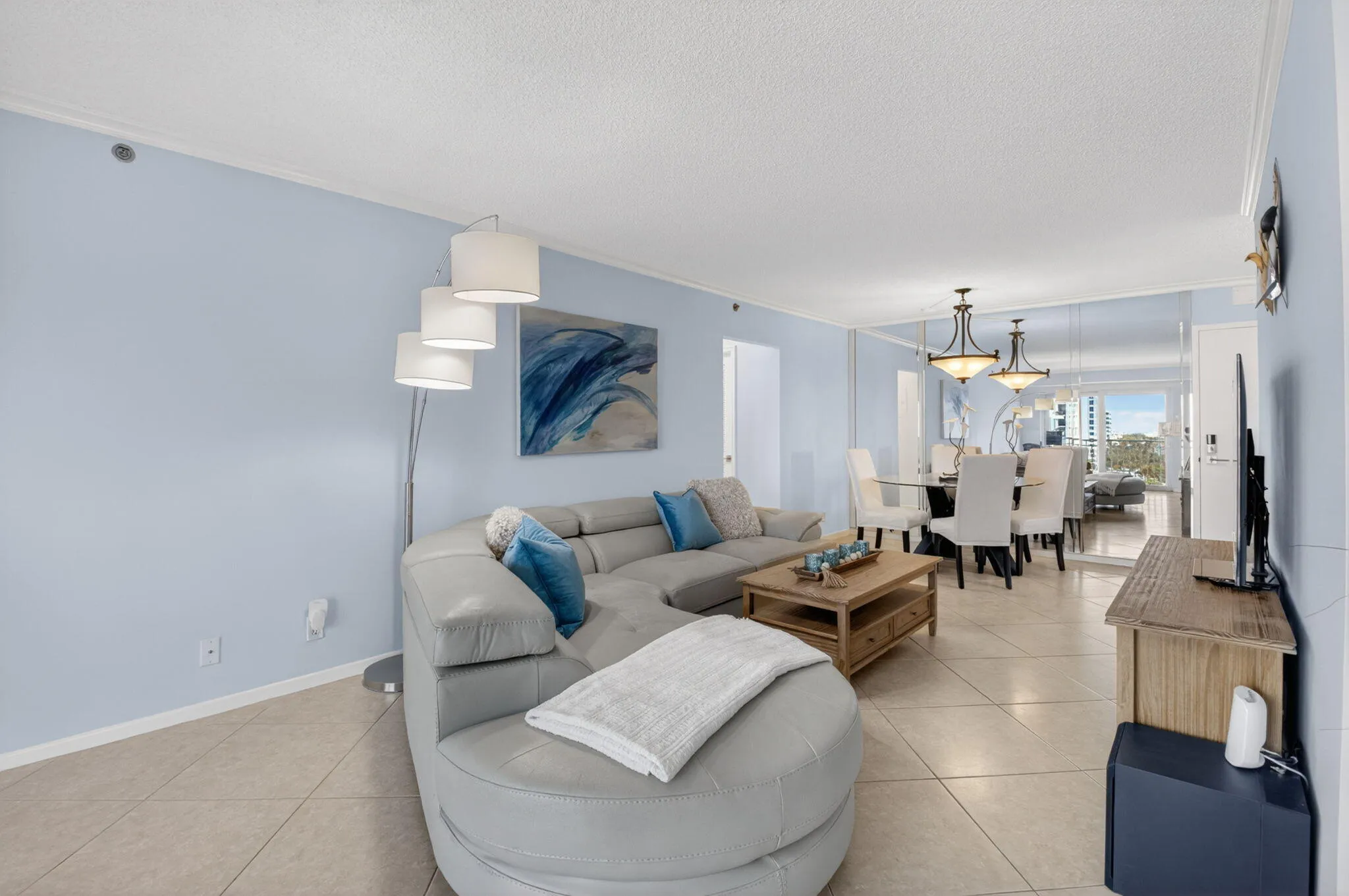 Living dining open concept