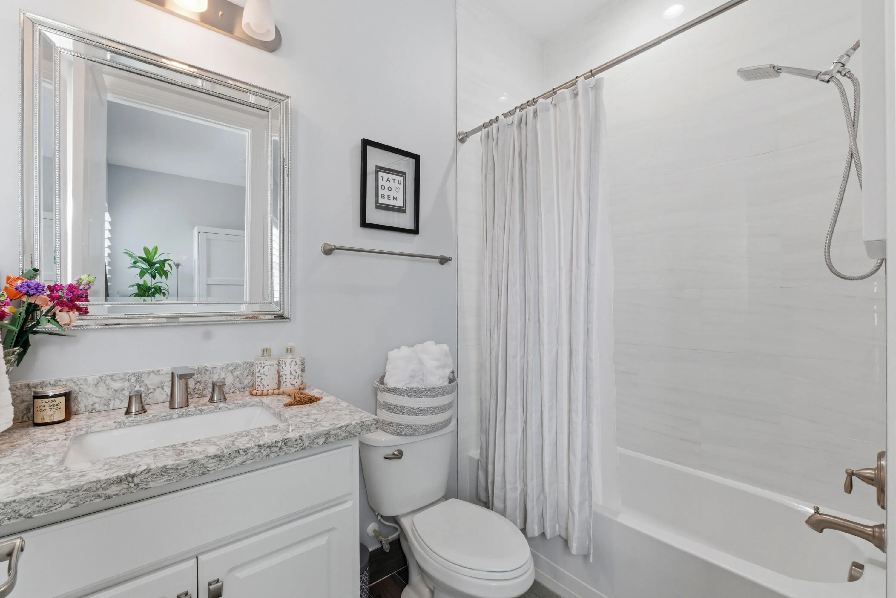 Downstairs Ensuite Bath