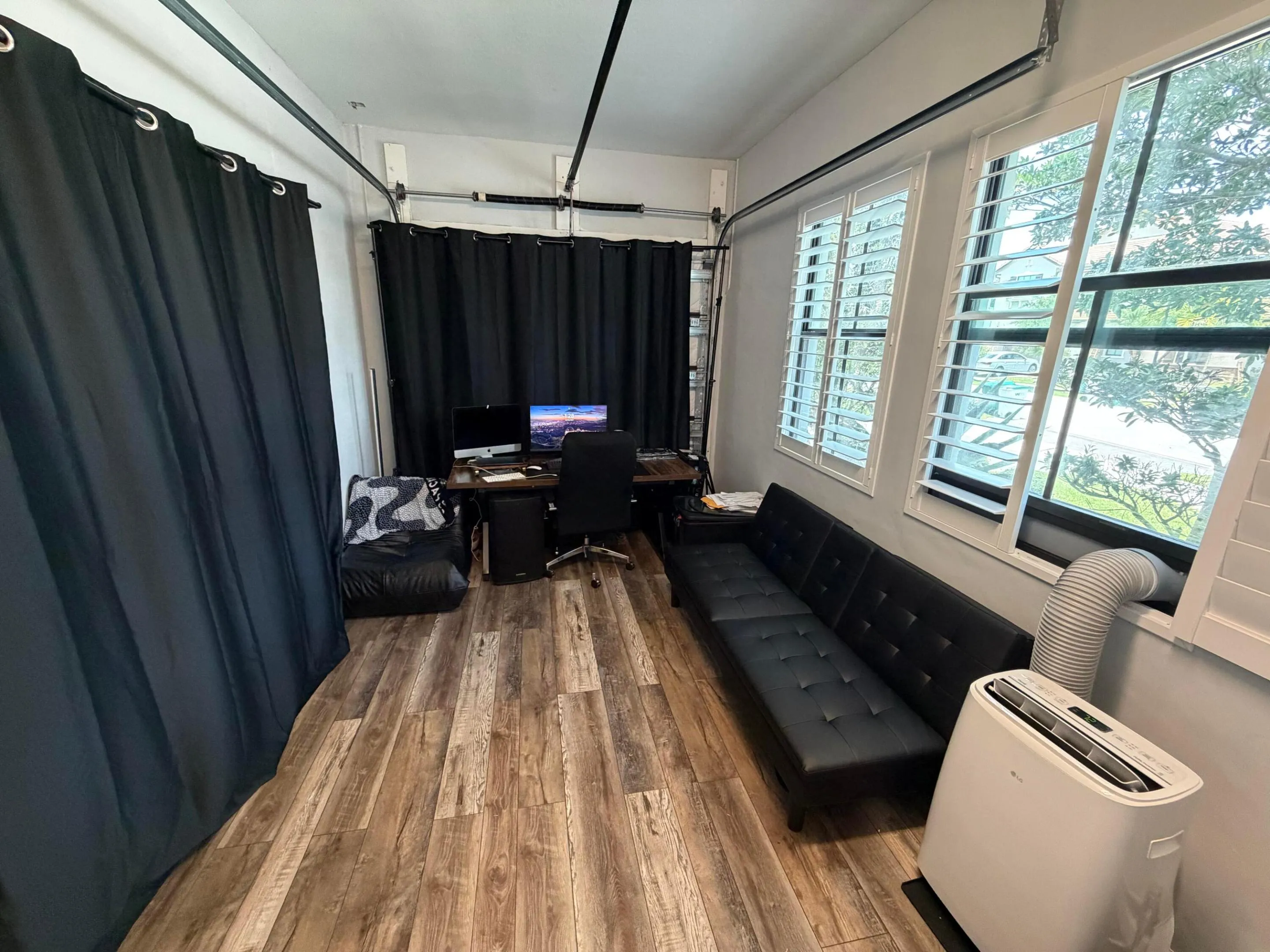 Single bay garage