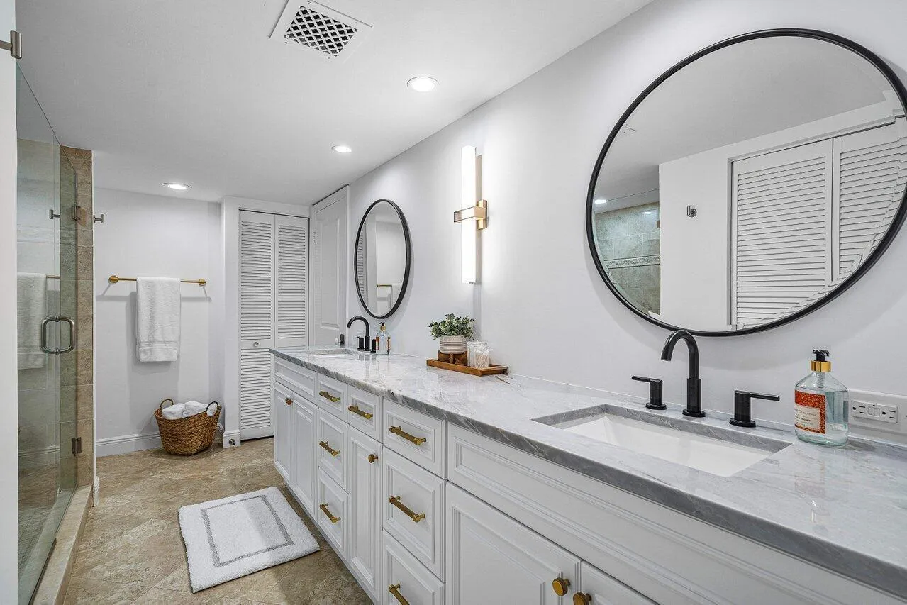 029-108LakeshoreDrive-38PH-NorthPalmBeac