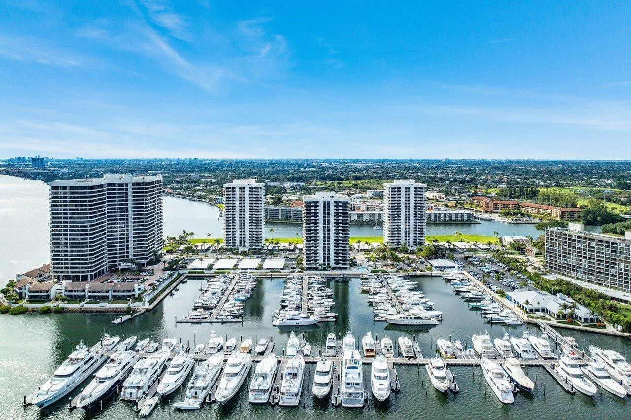 045-108LakeshoreDrive-38PH-NorthPalmBeac
