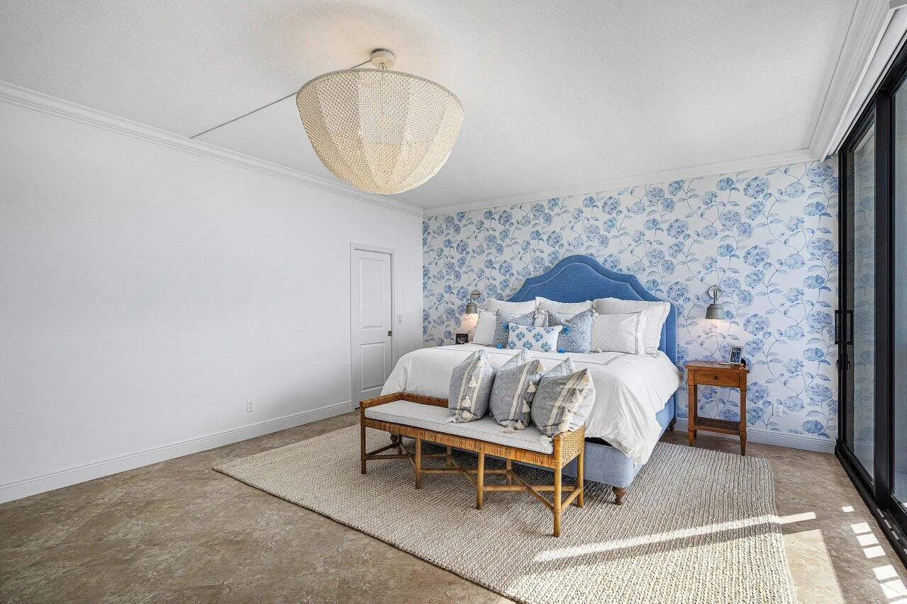 027-108LakeshoreDrive-38PH-NorthPalmBeac