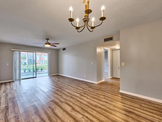 Living Dining combo
