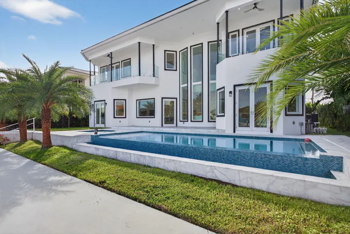 7-web-or-mls-2641-9936