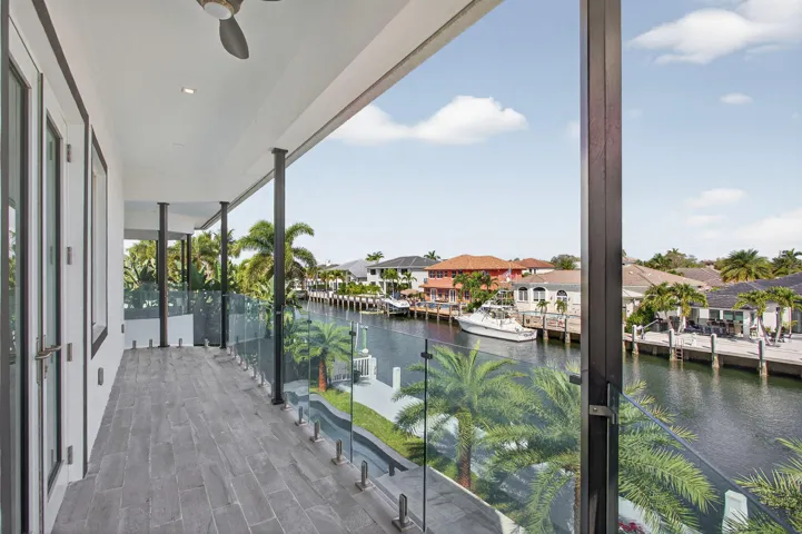 84-web-or-mls-2641-0327