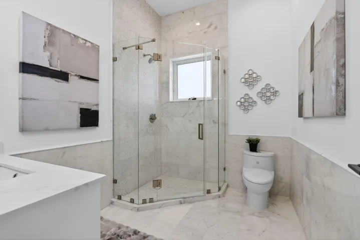 56-web-or-mls-2641-0187