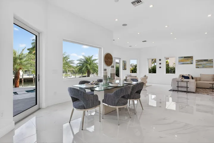 28-web-or-mls-2641-0052