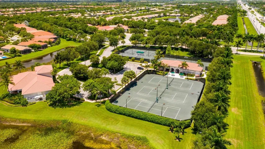 Tennis Center