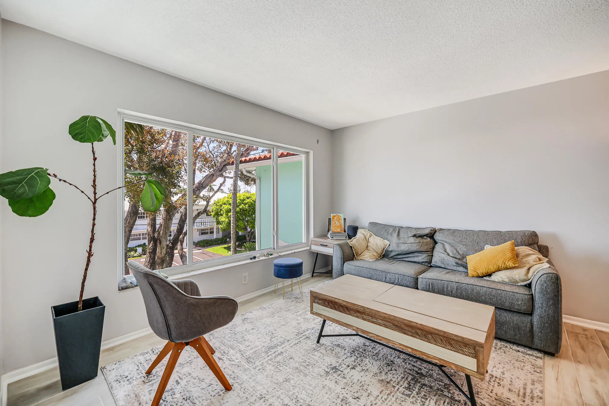 2829 NE 30th St -20