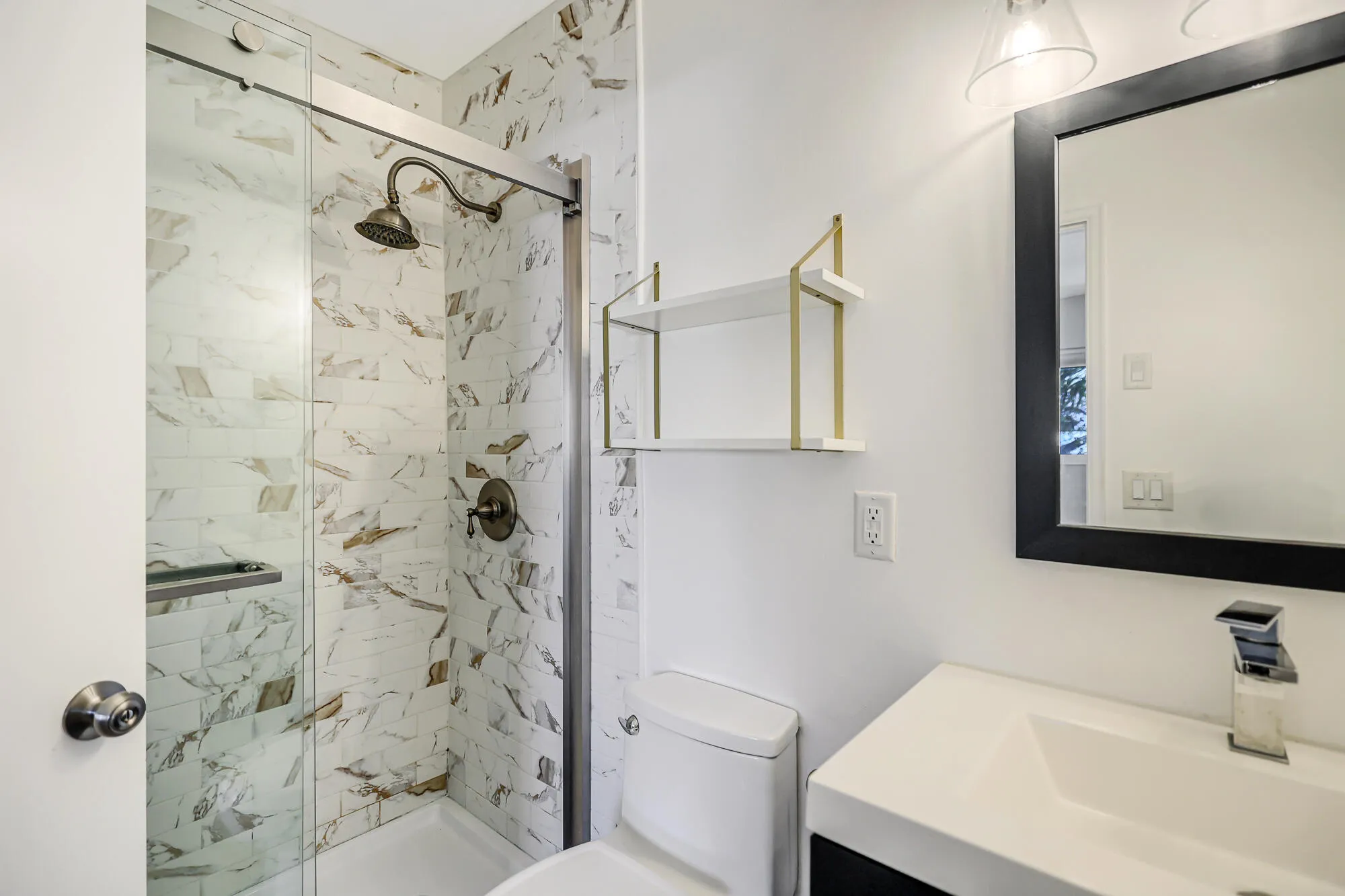 2829 NE 30th St -22