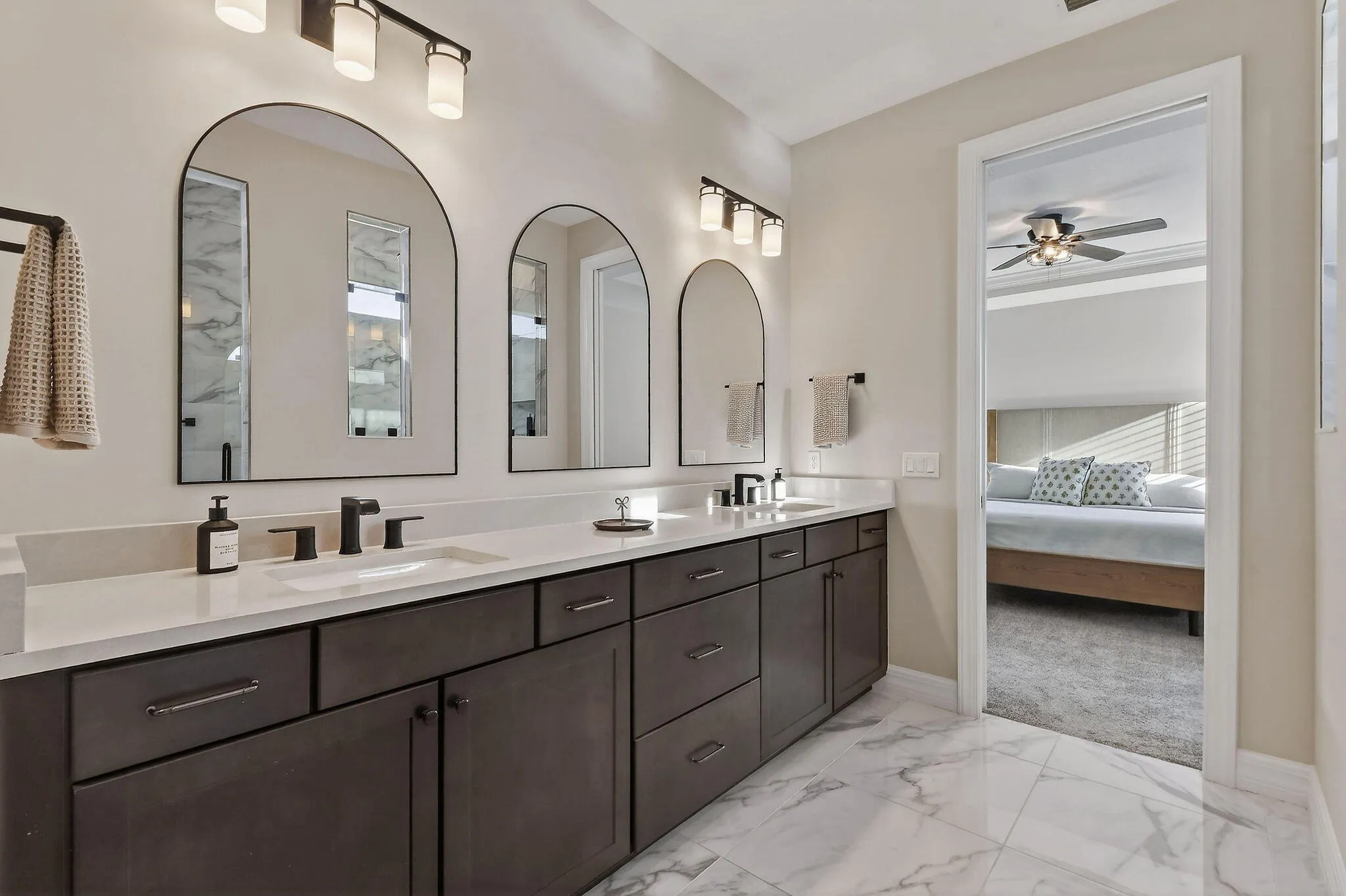 10764NorthbrookCircle(40)