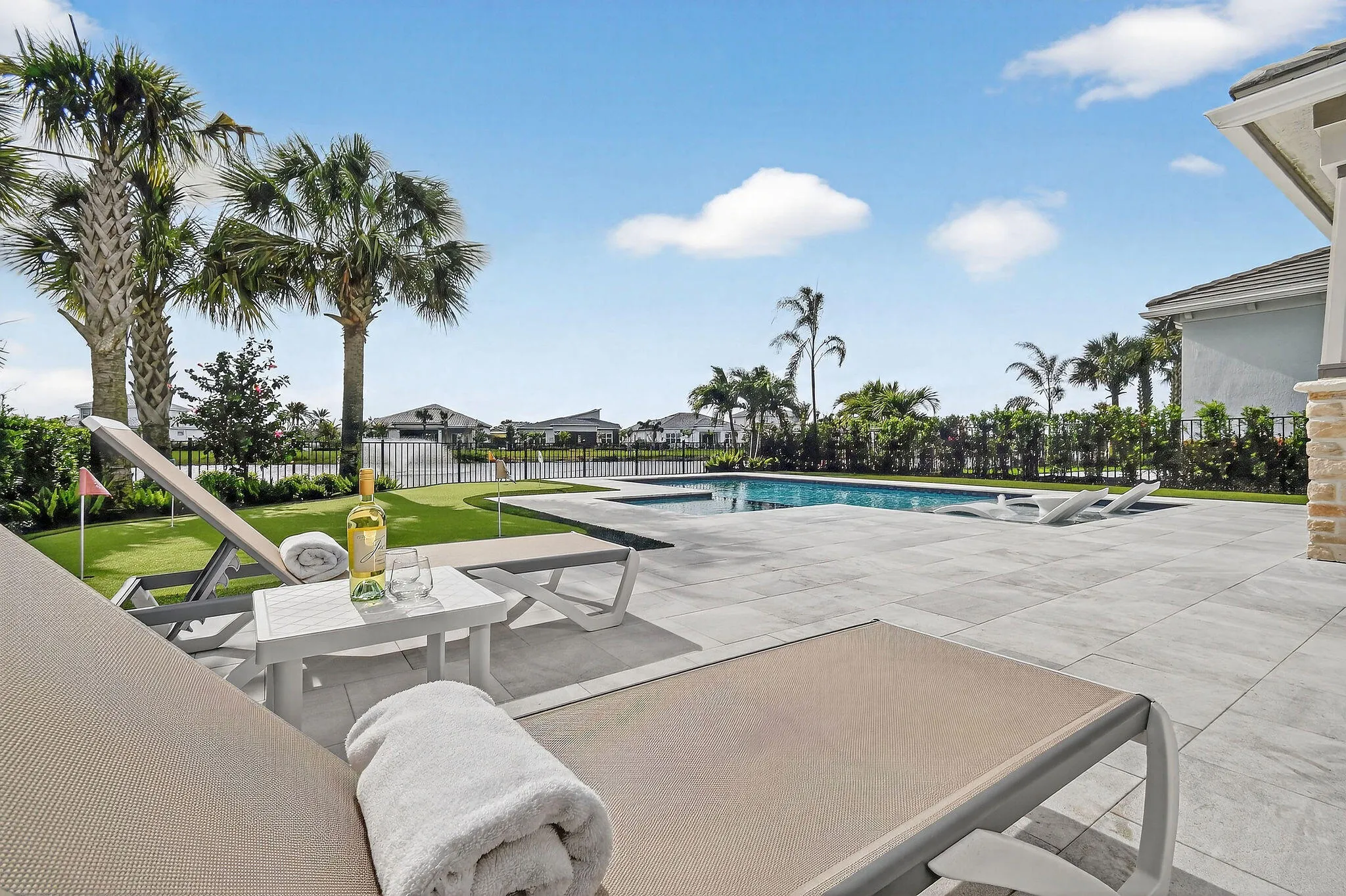 10764NorthbrookCircle(66)